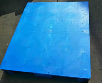 不同材質托盤的特性對比